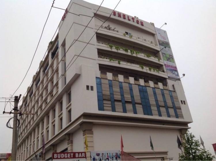 Hotel Shelton Rājahmundry 外观 照片